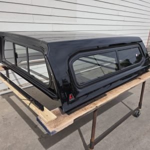 LEER 100XR Topper - Toyota Tacoma - Image 3