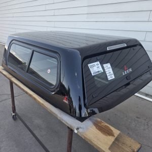 LEER 100XR Topper - GMC Canyon - Image 2
