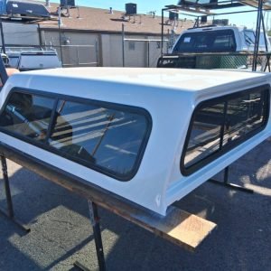 LEER 100S Mile High Deluxe Topper - GMC Sierra 2500 - Image 4