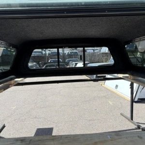 LEER 100R Mile High Deluxe Topper - Toyota Tacoma - Image 5