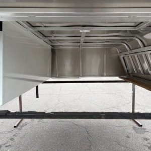 LEER DCC Topper - Chevrolet Silverado 2500 - Image 5