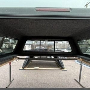 LEER 100S Mile High Deluxe Topper - Chevrolet Silverado 2500 - Image 5