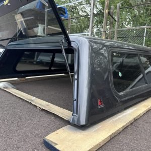 LEER 100R Topper - Toyota Tundra - Image 1